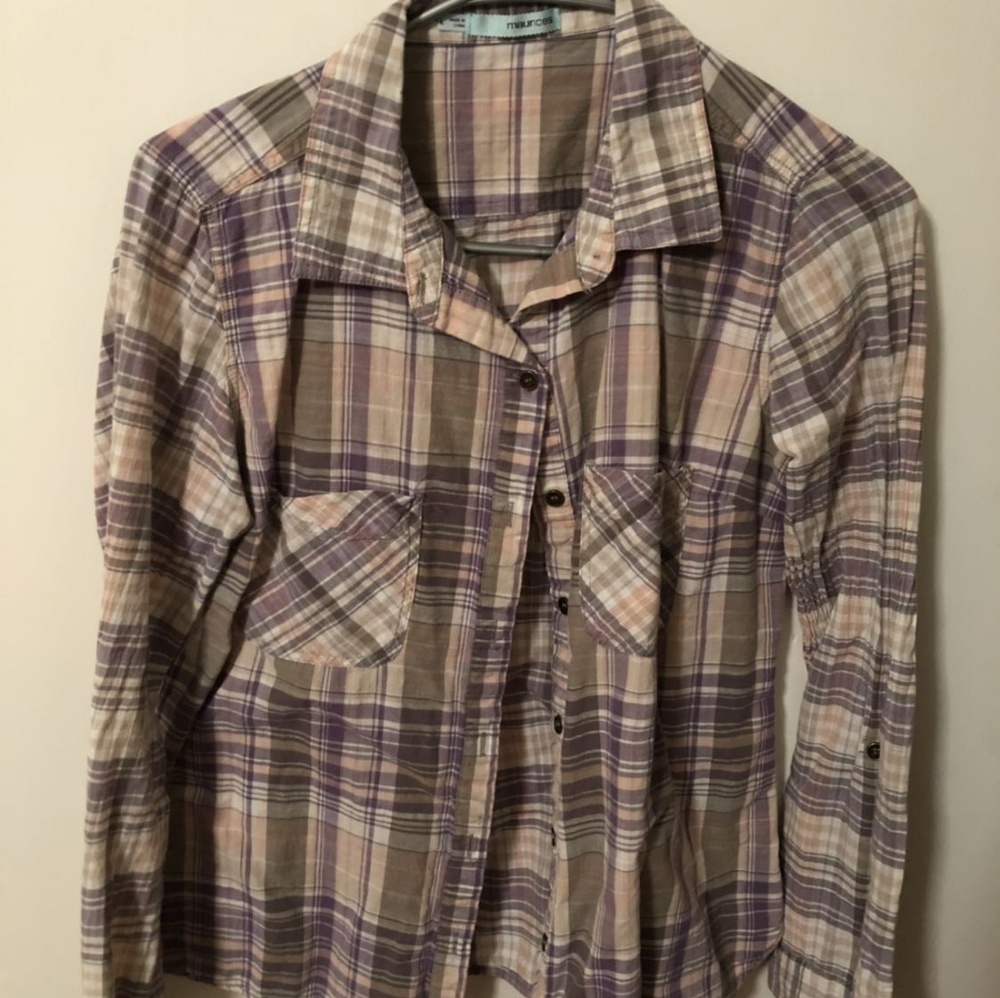 Maurices shirt